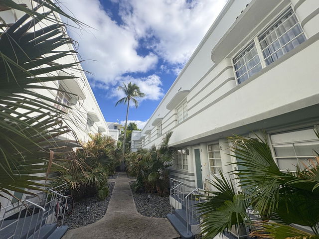 1525 Pennsylvania Condo photo 2